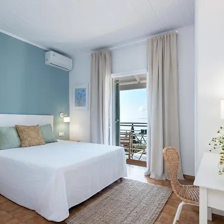 Reana Elegant By Konnect, Apartment