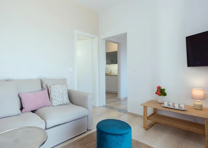 Apartment Reana Elegant By Konnect, *