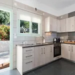 Reana Elegant By Konnect, Apartament